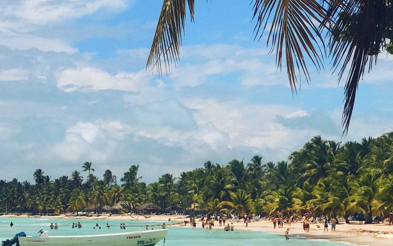 Read more about the article Oistins Fish Fry: How to Do Barbados’ Favorite Night Like a Local